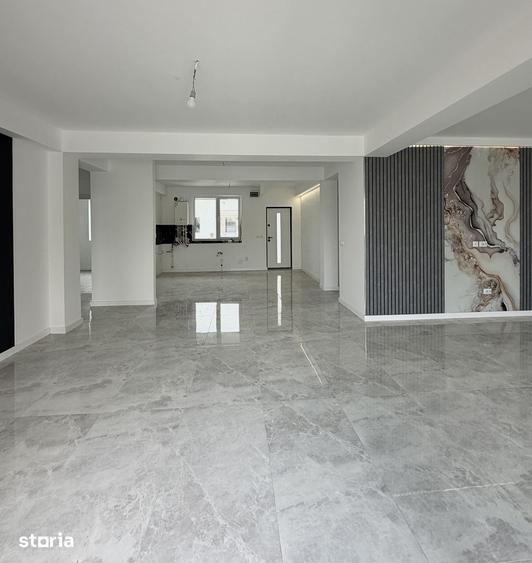 Casă cu 4 camere cu Teren 252 Mp în Domnești