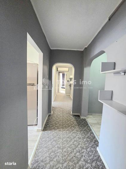 Apartament cu 3 camere, mobilat în Central