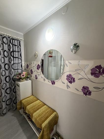 Apartament cu 2 camere semidecomandat, mobilat în Micro 19