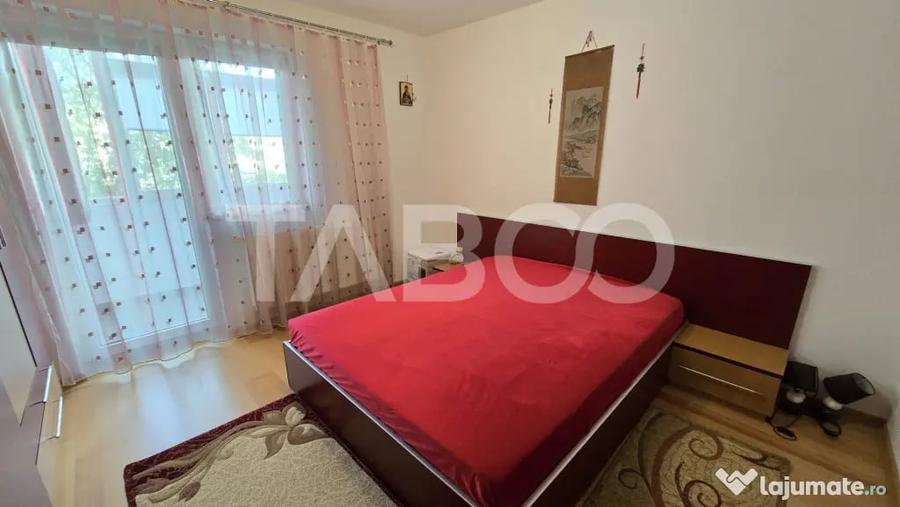 Apartament cu 3 camere decomandat în Central