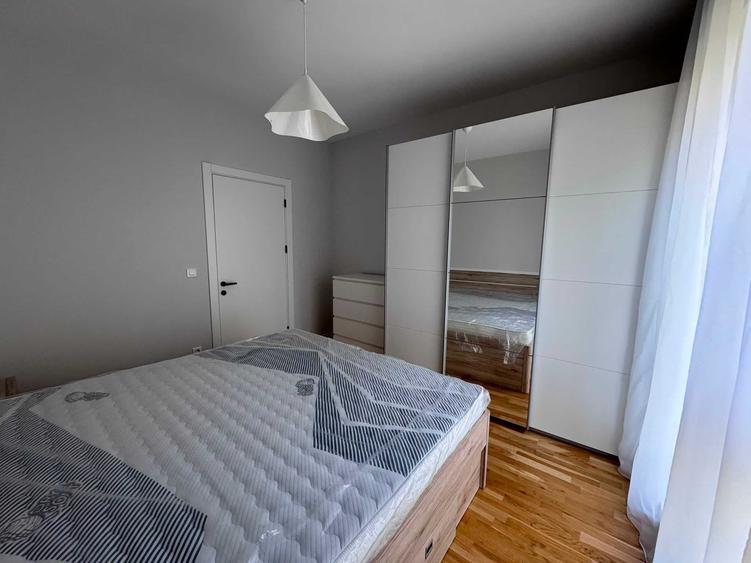 Apartament cu 2 camere decomandat în Străulești