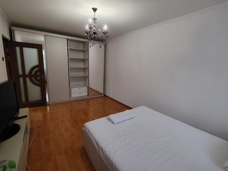 Apartament cu 2 camere decomandat în Drumul Taberei