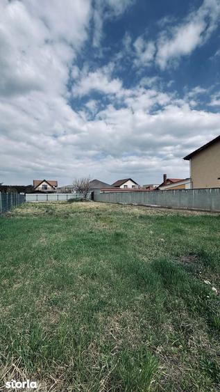 Teren de 640 mp, în Dumbrăvița