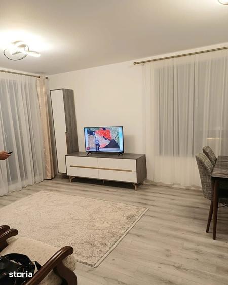 Apartament cu 2 camere decomandat în Tomis Plus
