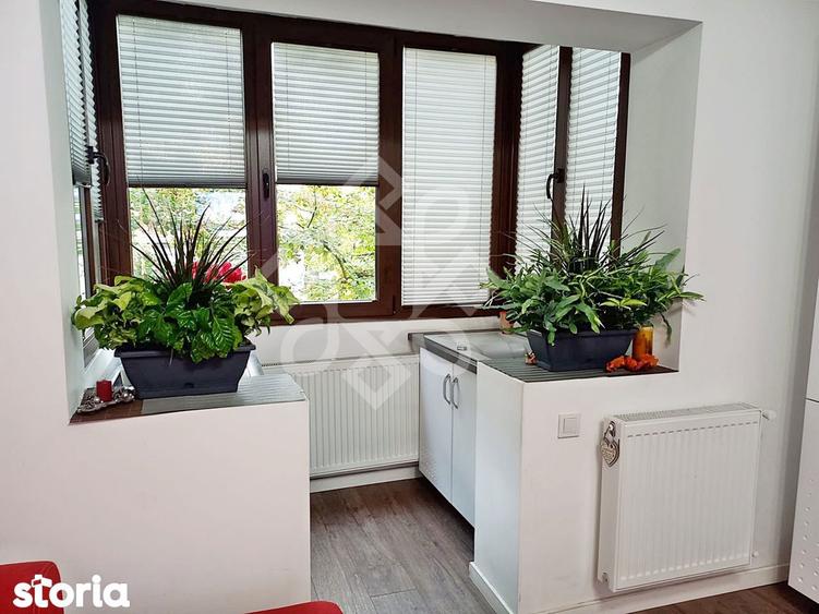 Apartament cu 3 camere decomandat, mobilat în Rogerius