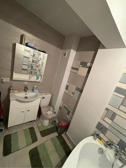 Apartament cu 2 camere semidecomandat în Valea Lupului