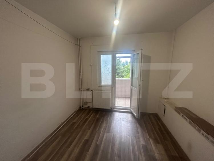 Apartament cu 2 camere decomandat în Cornitoiu