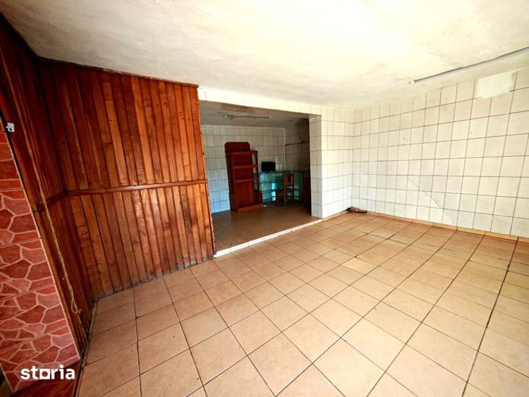 Spațiu comercial, de 140 mp, în Micești