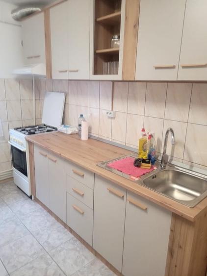Apartament cu 2 camere semidecomandat în Dorobanți 1