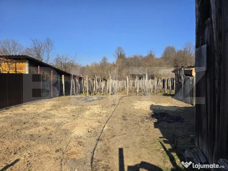 Casă cu 2 camere cu Teren 680 Mp în Central