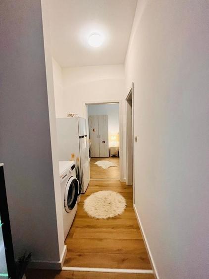Apartament cu 2 camere decomandat, mobilat în Girocului