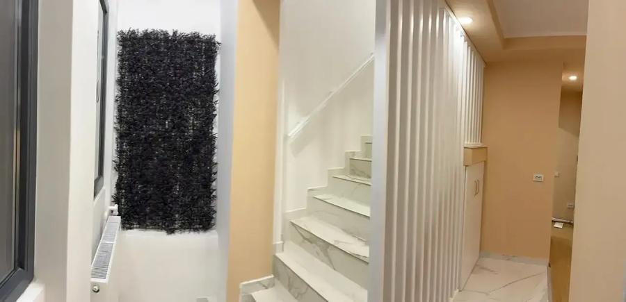 Duplex cu 2 camere cu Canalizare în Vitan Mall