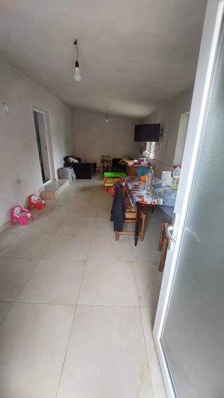 Casă cu Teren 690 Mp în Central