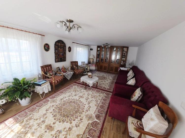 Casa / Vila cu 3 camere de vanzare - 15