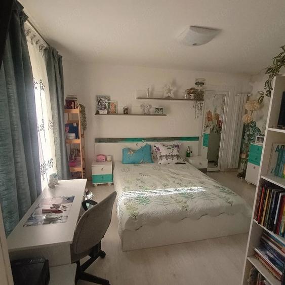 Casă cu Teren 995 Mp în Pisc