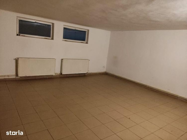 Casă cu 2 camere în Andrei Mureșanu