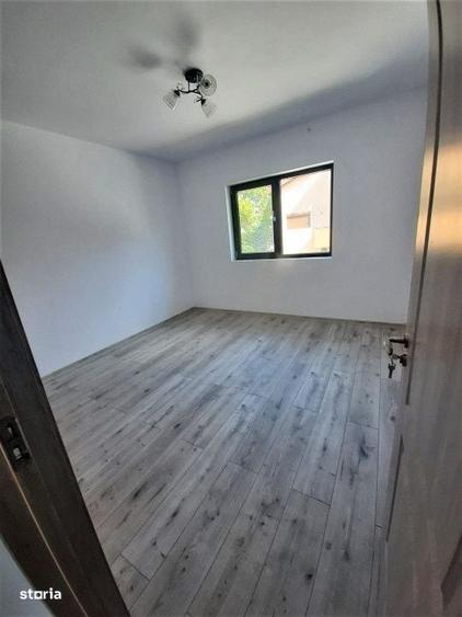 Casă cu 4 camere cu Teren 200 Mp în Cornetu