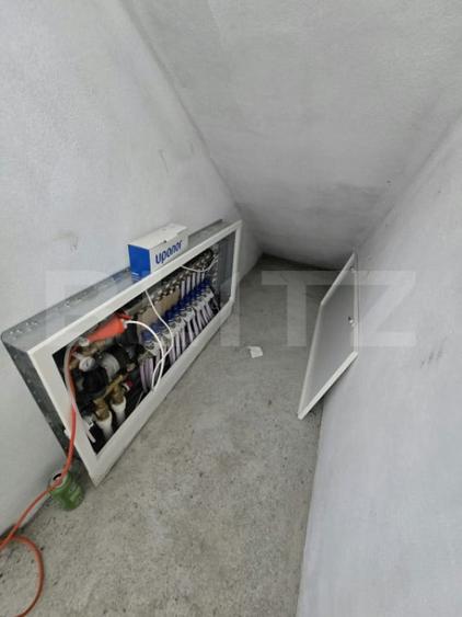 Casă cu 5 camere cu Teren 550 Mp în Săcueni