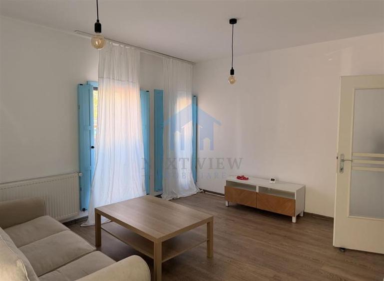 Apartament cu 2 camere decomandat în Borhanci