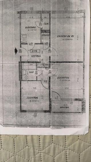 Apartament cu 3 camere decomandat în Rahova