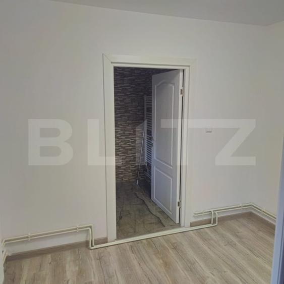 Casă individuală cu 7 camere cu Canalizare în Exterior Vest