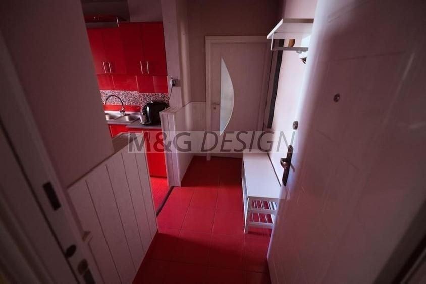 Apartament cu 2 camere semidecomandat în Complex Studențesc