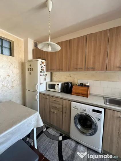 Apartament cu 3 camere decomandat în Rădăuți