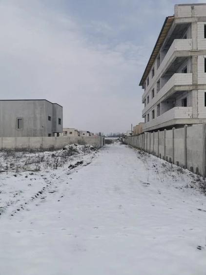 Teren de 432 mp, în Pielești