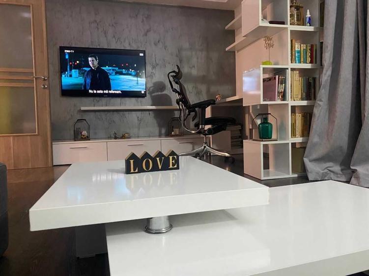 Apartament cu 2 camere decomandat în Popoveni