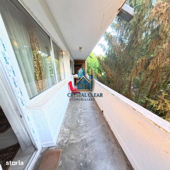 Apartament cu 2 camere nedecomandat în Aleea Carpați