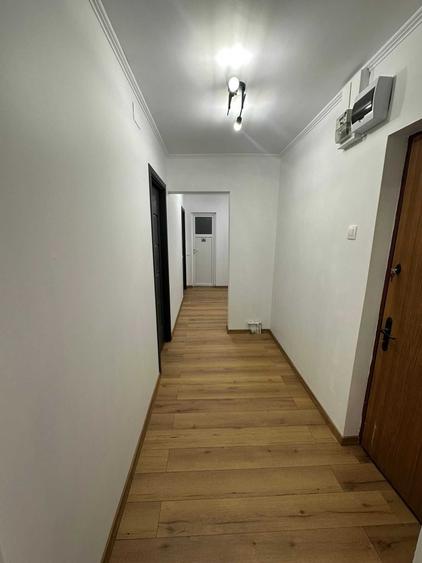 Spațiu comercial, de 49 mp, în 1 Mai