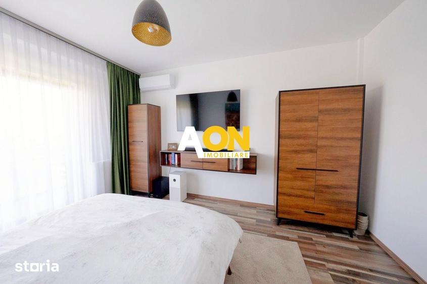 Apartament cu 3 camere semidecomandat, mobilat în Cetate