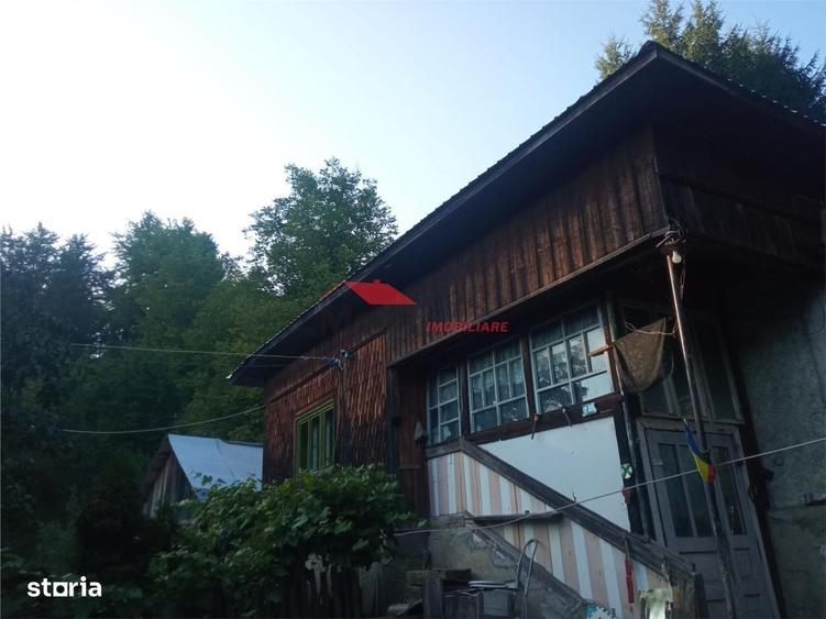 Casă cu 2 camere în Mureșenii Bârgăului