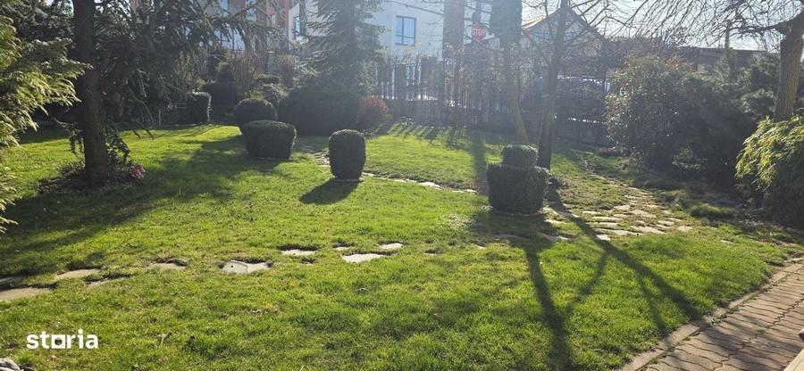 Vila D+P+E de vanzare in cartierul Europa - 1