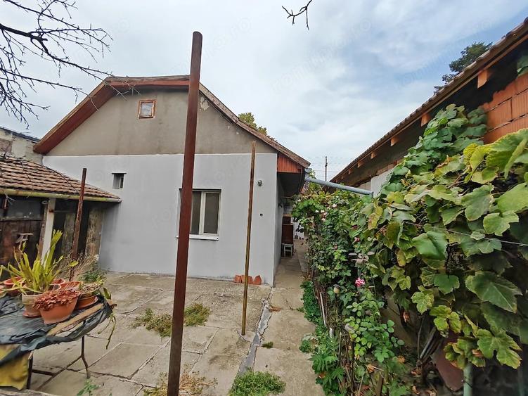 Casă cu 3 camere cu Teren 950 Mp în Fratelia