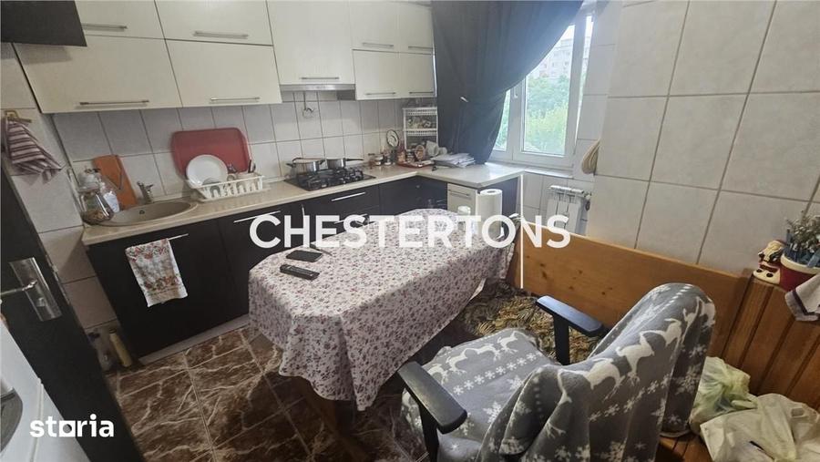 SUPER PRET!!! Apartament 3 camere 2 bai in Drumul Sarii