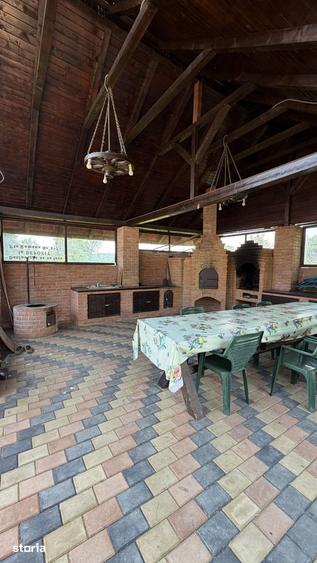 Casă cu 7 camere cu Teren 2300 Mp în Mintiu Gherlii