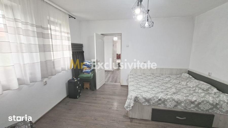 Casă cu 2 camere cu Teren 1746 Mp în Rătești