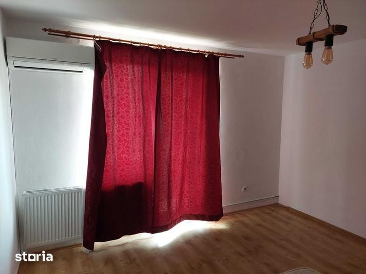 Apartament cu 2 camere decomandat în Solidarității
