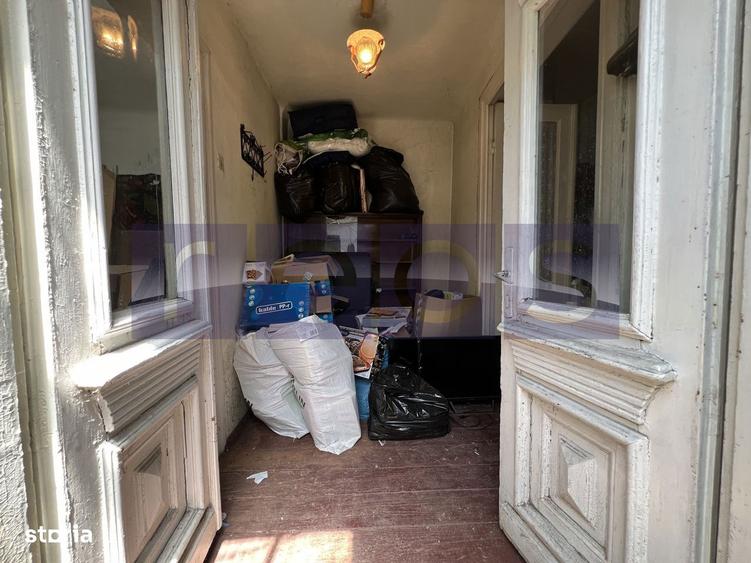 Casă cu 2 camere cu Teren 225 Mp în Grivița