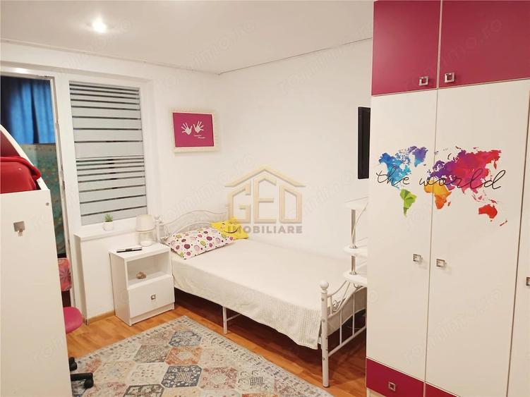 Apartament cu 3 camere decomandat în Nord