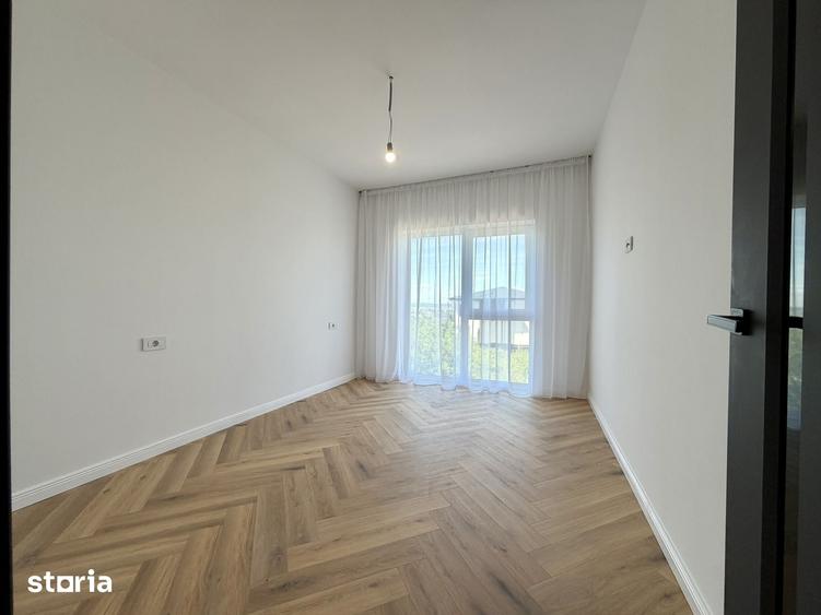 Casă cu 4 camere decomandat cu Teren 226 Mp în Bucium