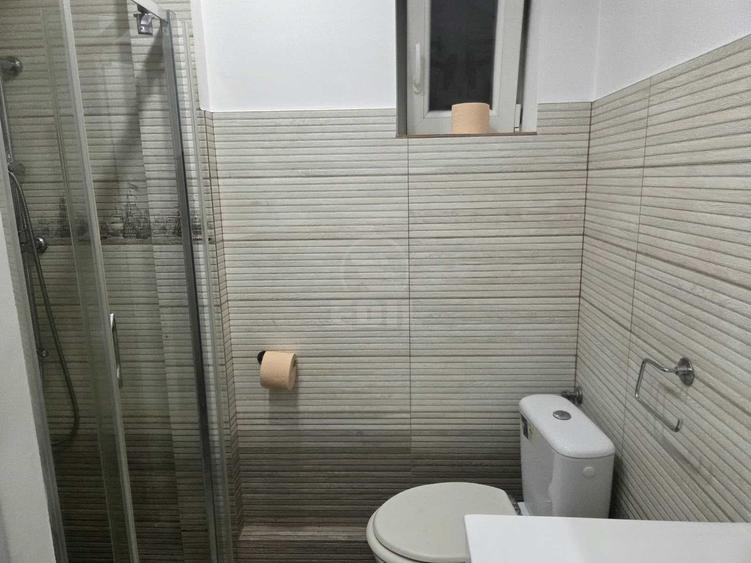 Apartament cu 2 camere semidecomandat în Plopilor
