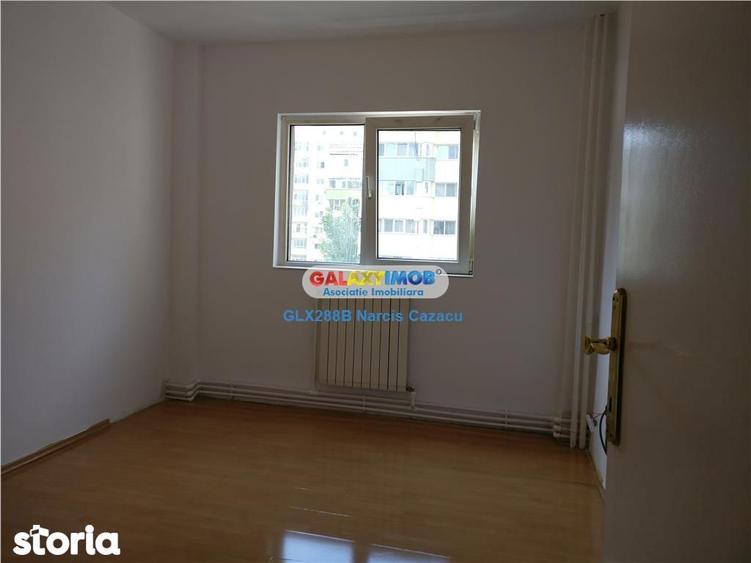 Apartament cu 4 camere în Pantelimon