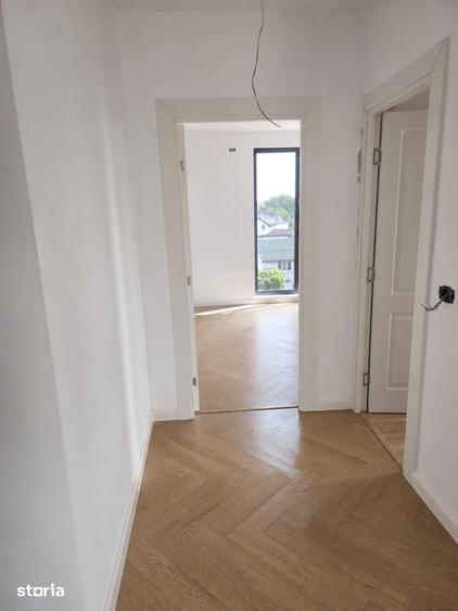 Apartament cu 2 camere decomandat în Calea București
