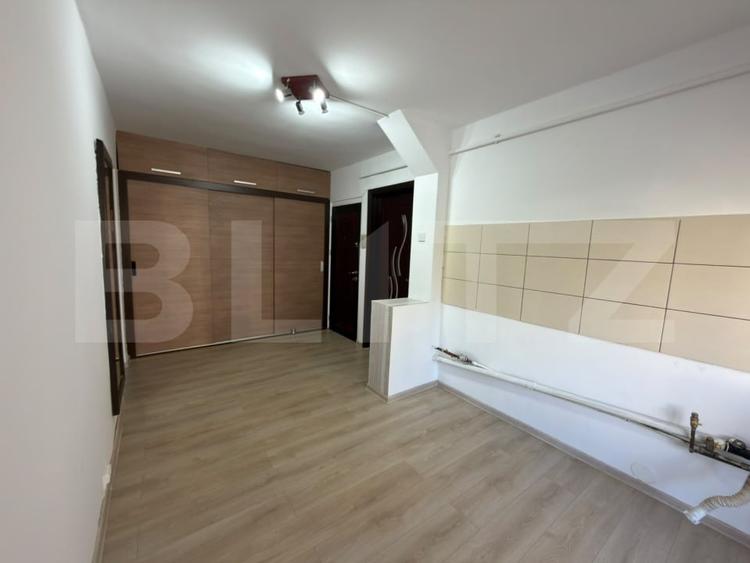 Apartament cu 2 camere decomandat în 1 Mai