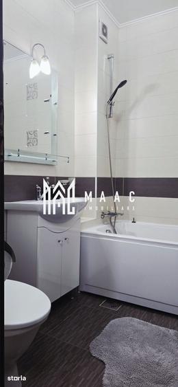 Apartament cu 3 camere semidecomandat în Calea Dumbrăvii