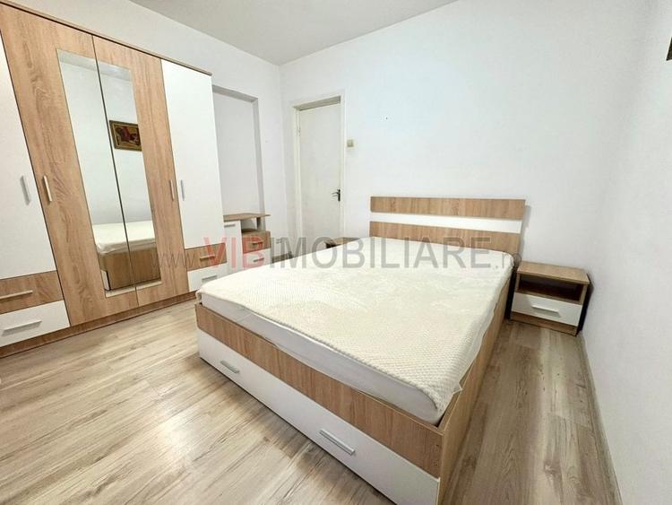 Apartament cu 3 camere decomandat în Gara de Nord