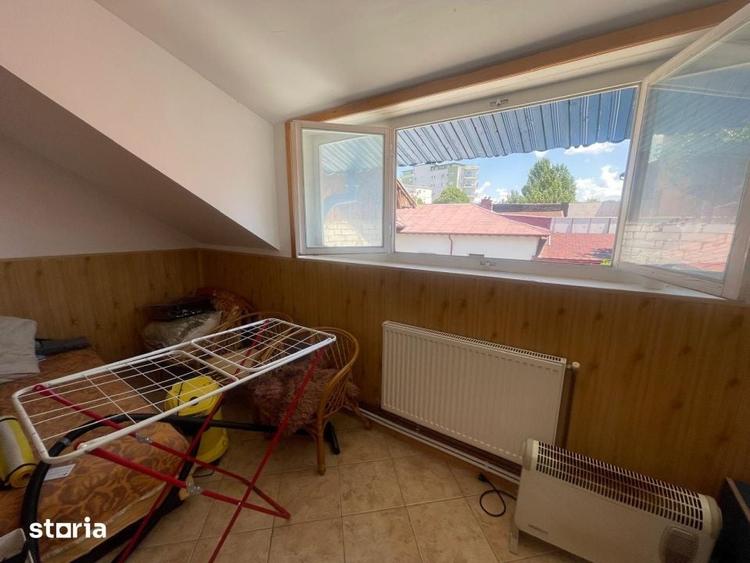 Casă cu 3 camere cu Teren 160 Mp în Central