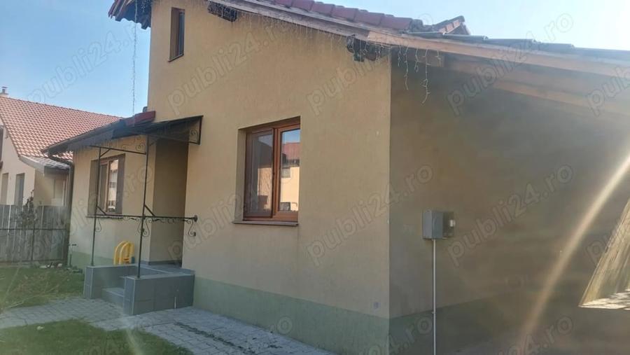 Casă cu 4 camere cu Teren 345 Mp în Micești